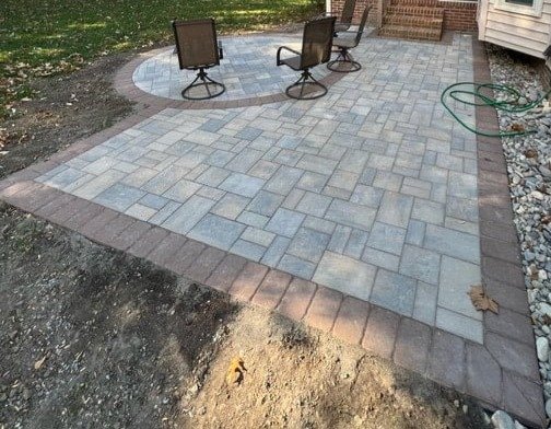 small backyard patio transformation 11